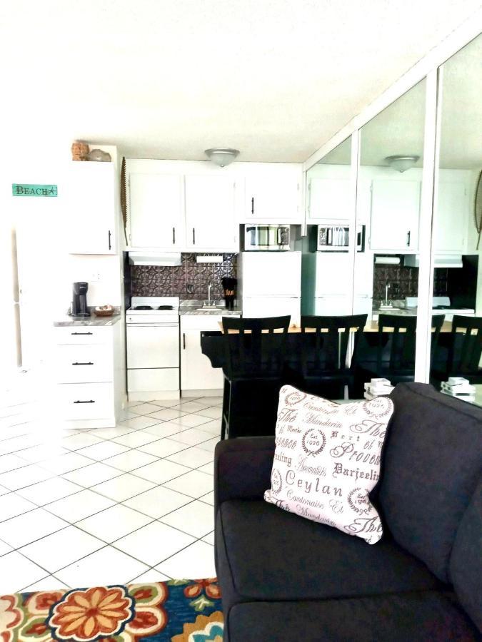 Coastal Cozy - Ocean View At Symphony Beach Club Ormond Beach Exteriör bild